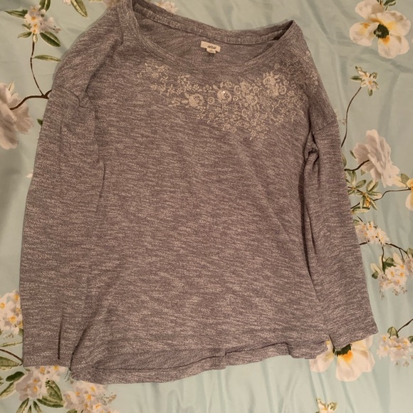 Aerie Soft Grey Long sleeve with Embroidery Size S - Picture 2 of 3